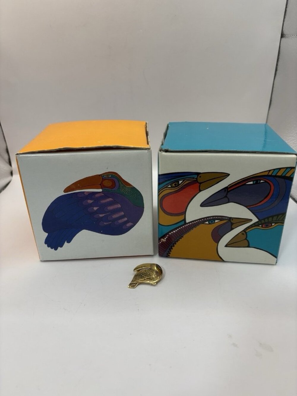 2 VTG Laurel Burch Coffee Mug & Pin 90’s Toucan Rainbow Birds Tropical Floral